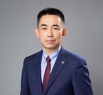 杨东 杨东 小尺寸 灰底 - Dong Yang